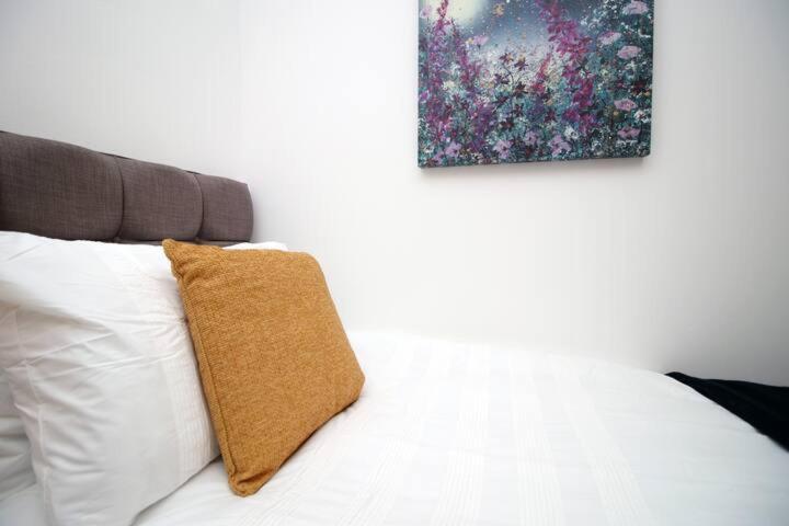 City Centre, Parking, Smart Tv'S In All Rooms Swansea Exteriér fotografie