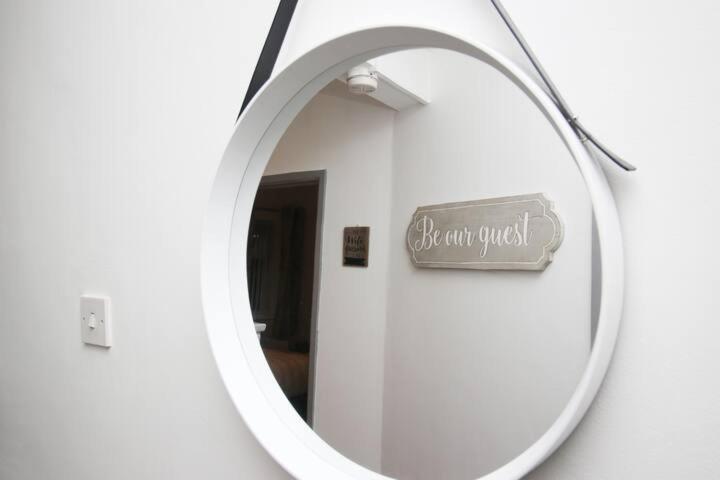 City Centre, Parking, Smart Tv'S In All Rooms Swansea Exteriér fotografie